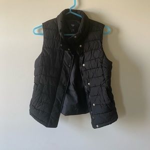 Black GAP vest